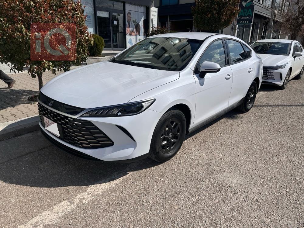 بي واي دي Qin Plus